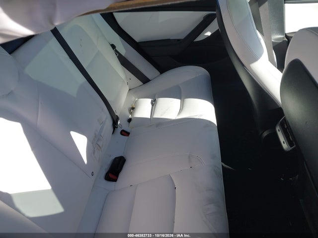 2018 TESLA MODEL 3 LONG RANGE/PERFORMANCE 8