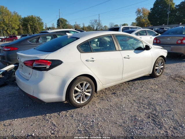 2017 KIA FORTE S 4