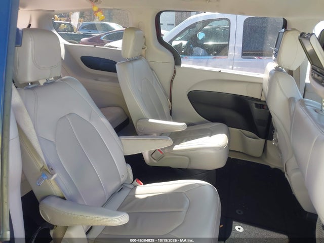 2017 CHRYSLER PACIFICA TOURING-L 8