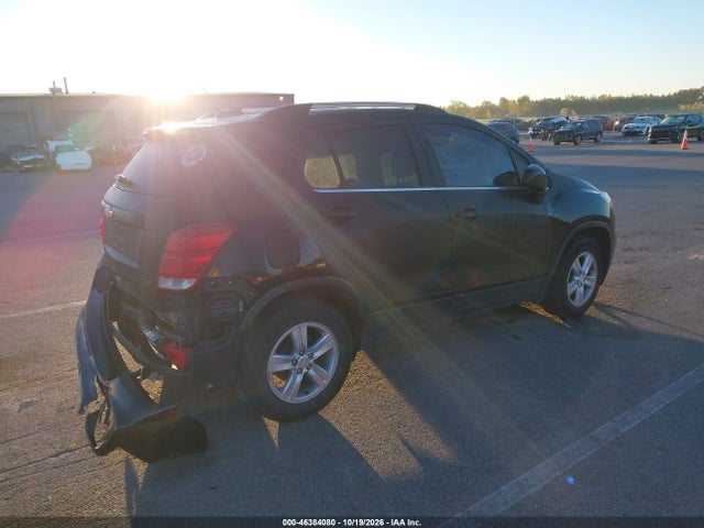 2019 CHEVROLET TRAX LT 4