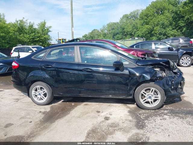 2019 FORD FIESTA SE 13