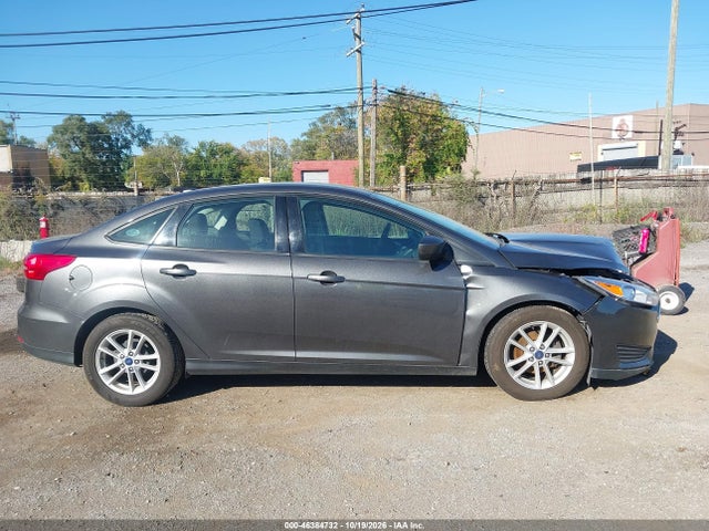 2018 FORD FOCUS SE 13