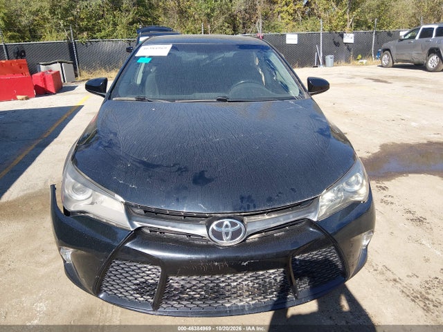 2017 TOYOTA CAMRY SE 12