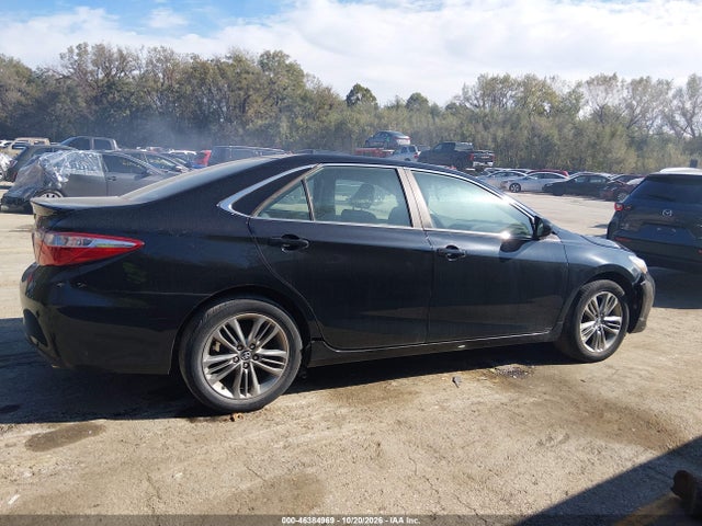2017 TOYOTA CAMRY SE 13