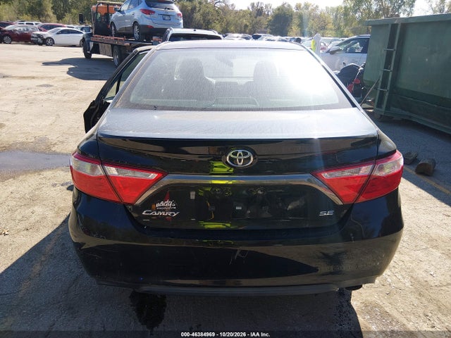 2017 TOYOTA CAMRY SE 16