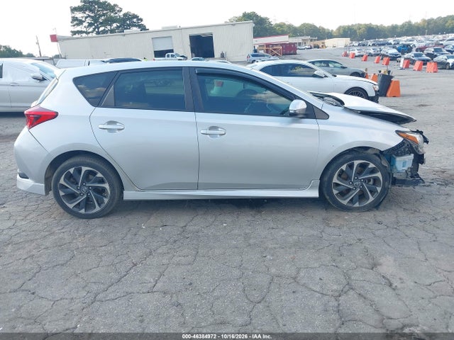 2017 TOYOTA COROLLA IM 13