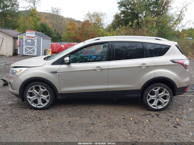 2017 FORD ESCAPE TITANIUM 14
