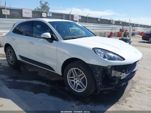 2018 PORSCHE MACAN SPORT EDITION