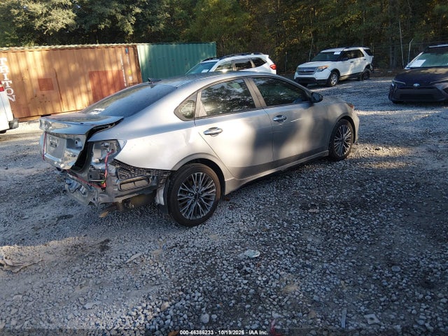 2023 KIA FORTE GT-LINE 4