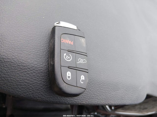 2023 DODGE DURANGO R/T PLUS AWD 11