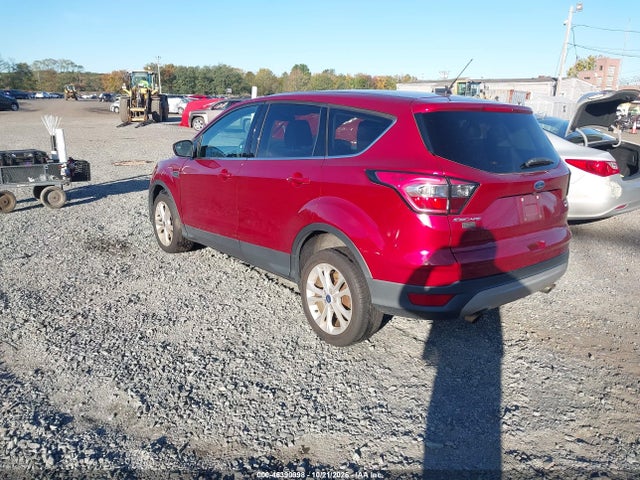 2017 FORD ESCAPE SE 3