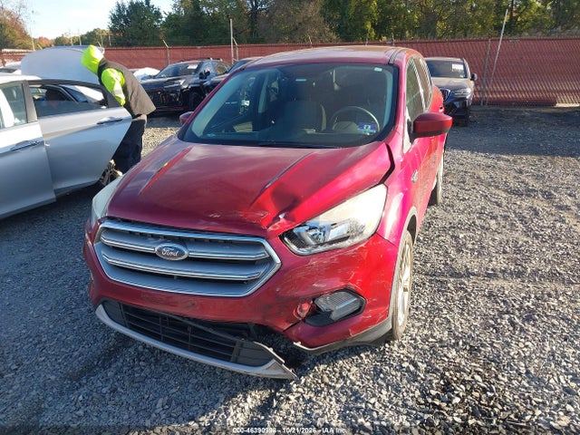 2017 FORD ESCAPE SE 6