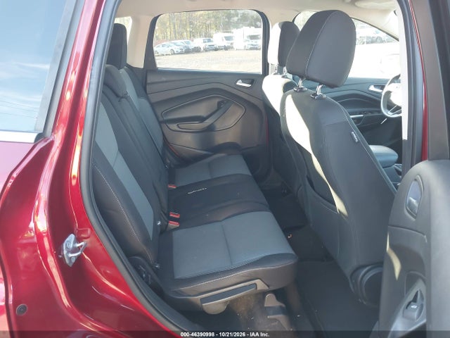 2017 FORD ESCAPE SE 8