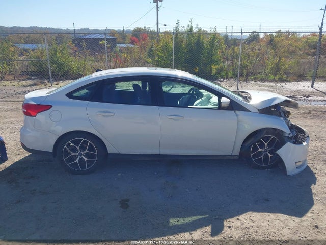 2017 FORD FOCUS SEL 14