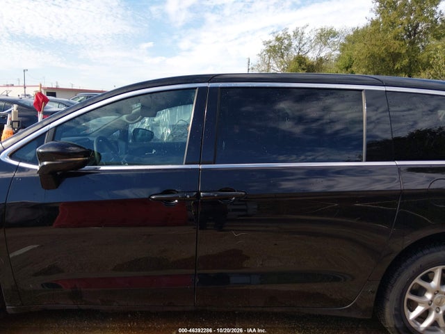 2025 CHRYSLER PACIFICA SELECT 14