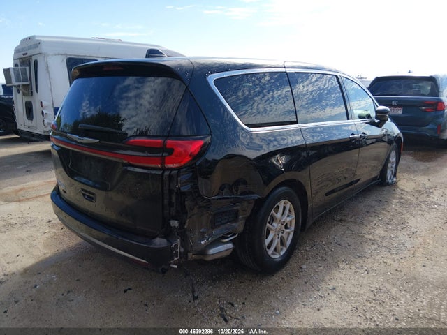 2025 CHRYSLER PACIFICA SELECT 4