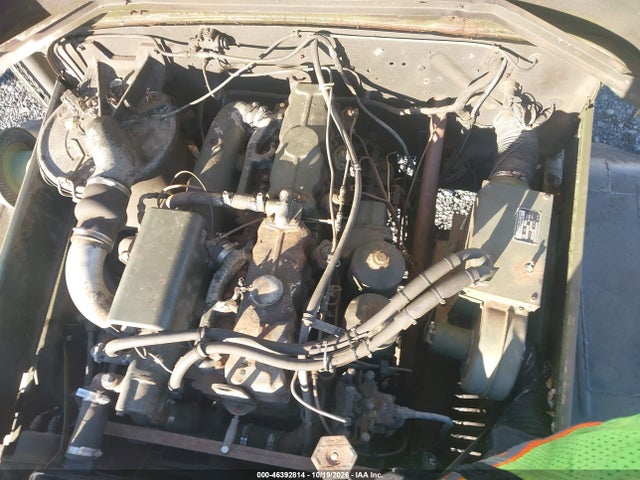 1975 KAISER 4X4 10