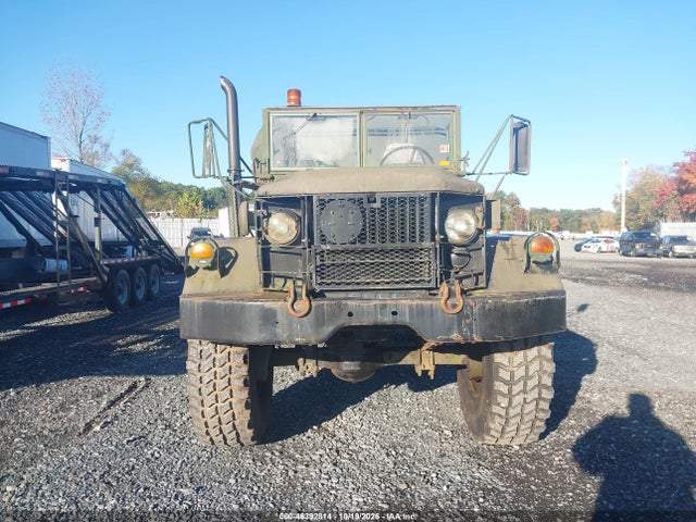 1975 KAISER 4X4 12