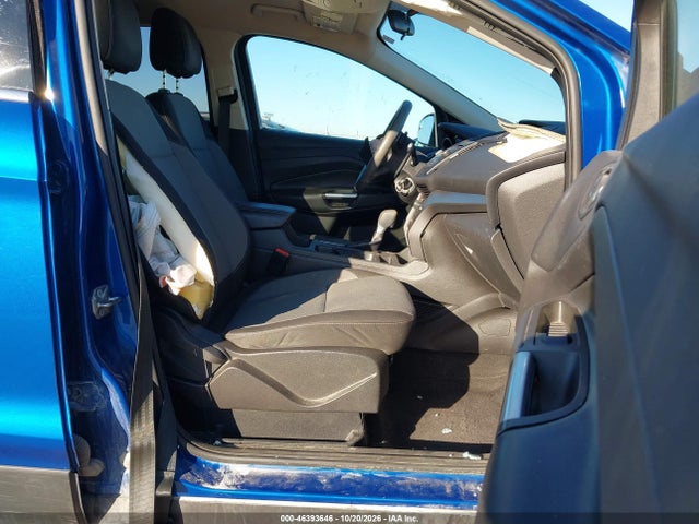2017 FORD ESCAPE SE 5
