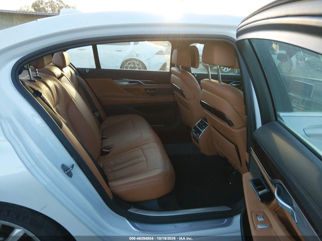 2020 BMW 740I 8