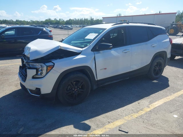 2024 GMC TERRAIN AWD AT4 2
