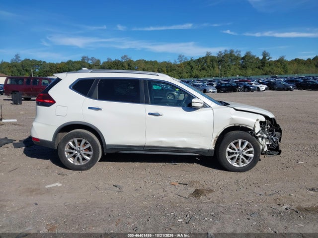 2017 NISSAN ROGUE SV 13
