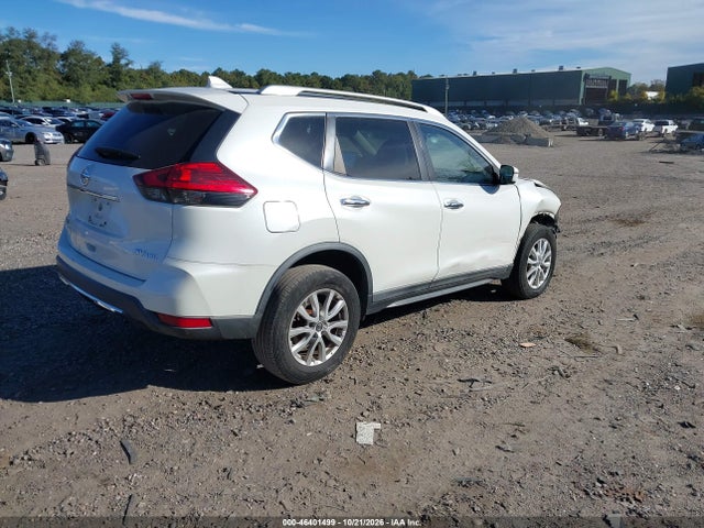 2017 NISSAN ROGUE SV 4