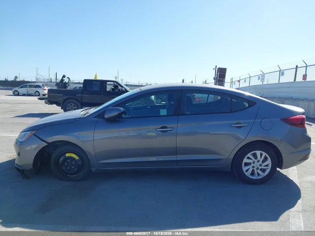 2019 HYUNDAI ELANTRA SE 15