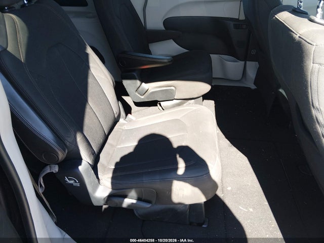 2017 CHRYSLER PACIFICA TOURING PLUS 8