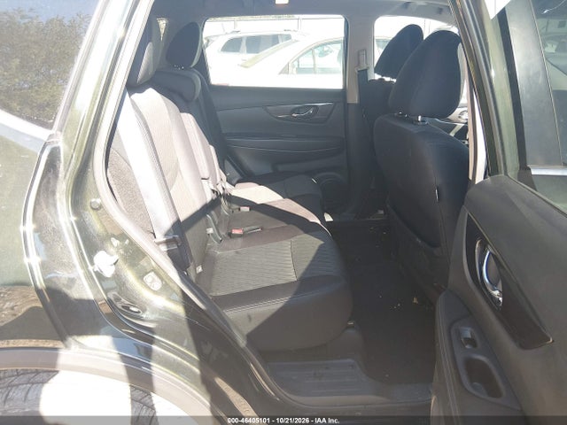 2019 NISSAN ROGUE SV 8