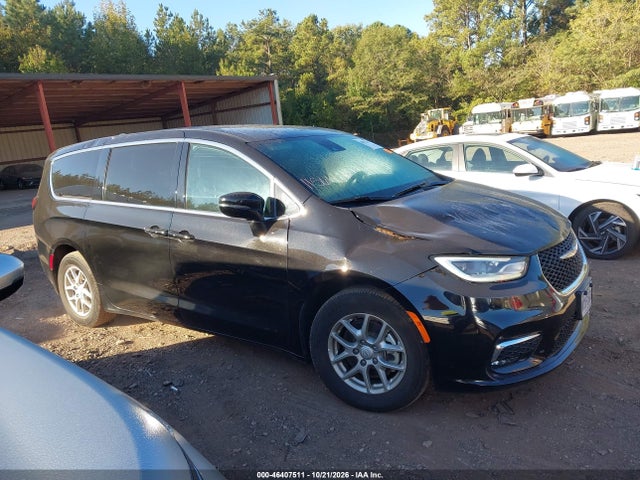 2026 CHRYSLER PACIFICA SELECT 13