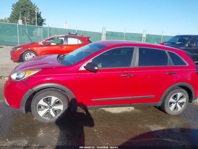 2018 KIA NIRO FE 14