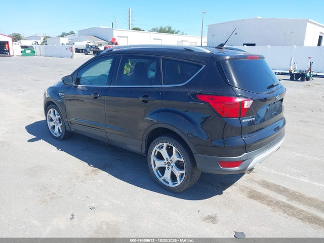 2019 FORD ESCAPE TITANIUM 3
