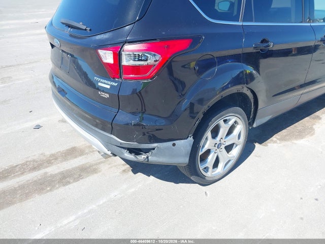 2019 FORD ESCAPE TITANIUM 6
