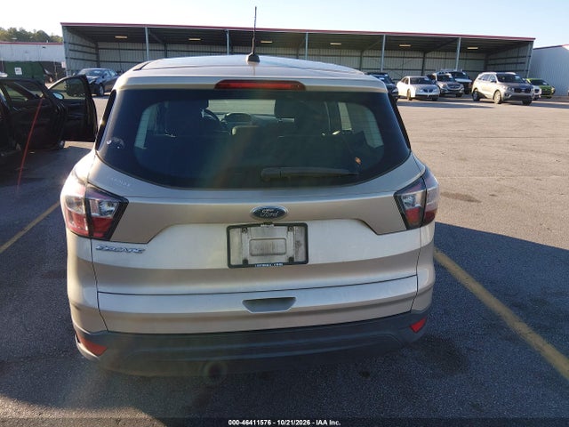 2017 FORD ESCAPE S 16