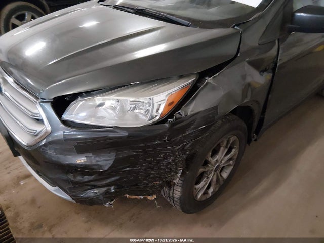 2017 FORD ESCAPE SE 6