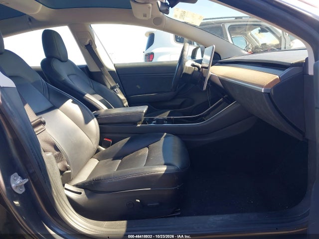 2018 TESLA MODEL 3 LONG RANGE/PERFORMANCE 5