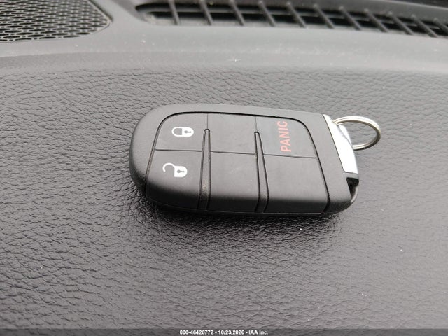 2018 JEEP COMPASS LATITUDE FWD 11