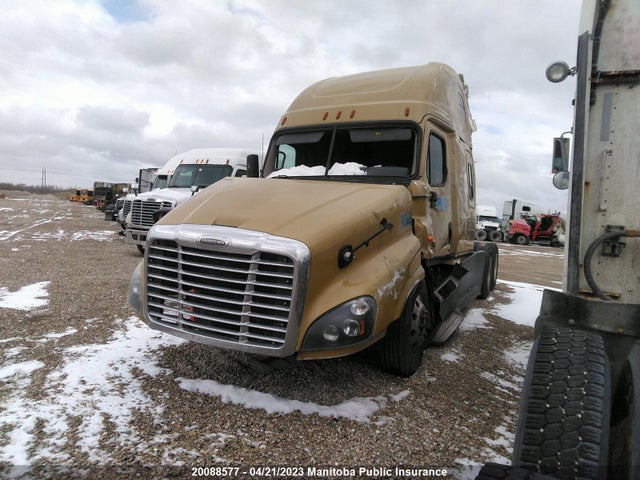 Freightliner Cascadia 2016 1FUJGLD57GLHB6899 Image 2