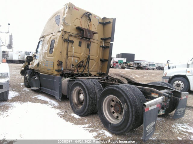 Freightliner Cascadia 2016 1FUJGLD57GLHB6899 Image 3