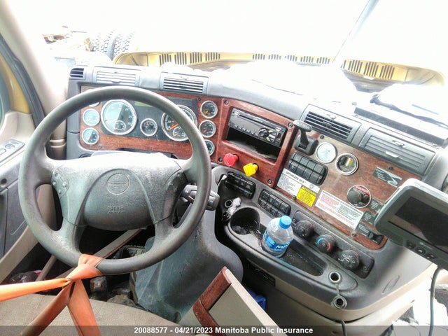Freightliner Cascadia 2016 1FUJGLD57GLHB6899 Image 5