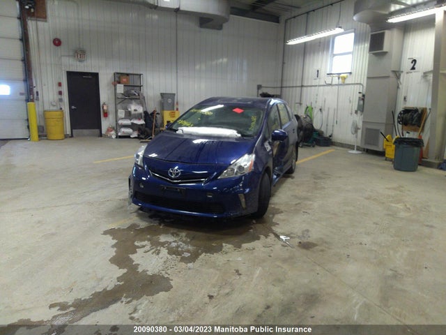 Toyota PRIUS V 2012 JTDZN3EU8C3062318 Image 2