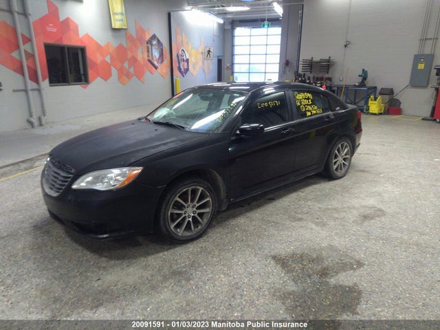 1C3CCBAB3CN296370 Chrysler 200 LX