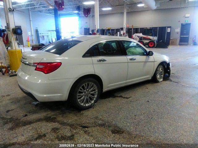 1C3CCBCG6DN757961 Chrysler 200 Limited V6 