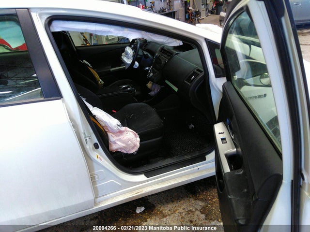 Toyota PRIUS V 2015 JTDZN3EU7FJ021260 Image 6