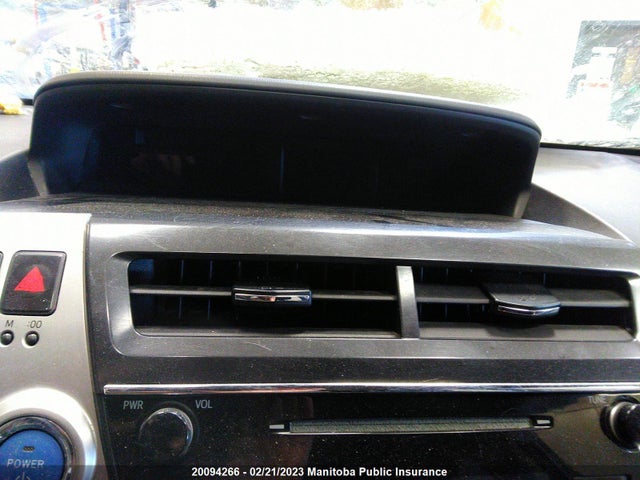 Toyota PRIUS V 2015 JTDZN3EU7FJ021260 Image 8