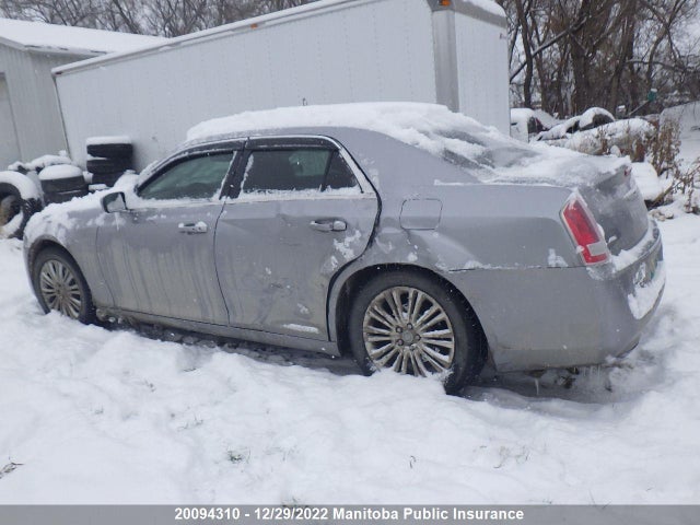 2C3CCARG0EH221051 Chrysler 300