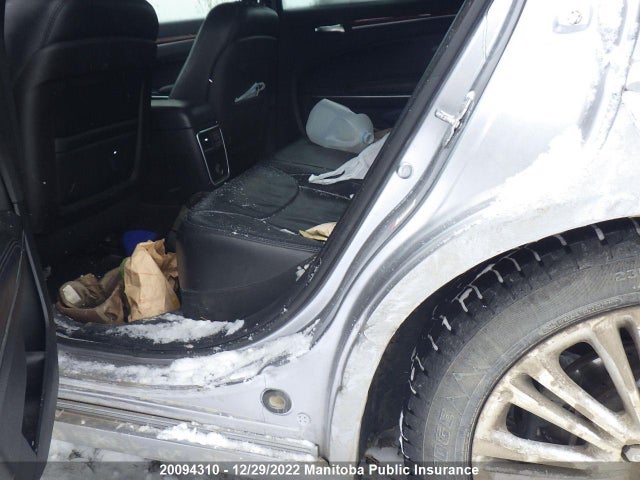 2C3CCARG0EH221051 Chrysler 300