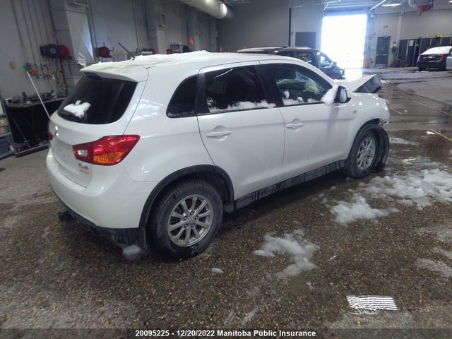 JA4AJ3AU7GZ611065 Mitsubishi RVR SE