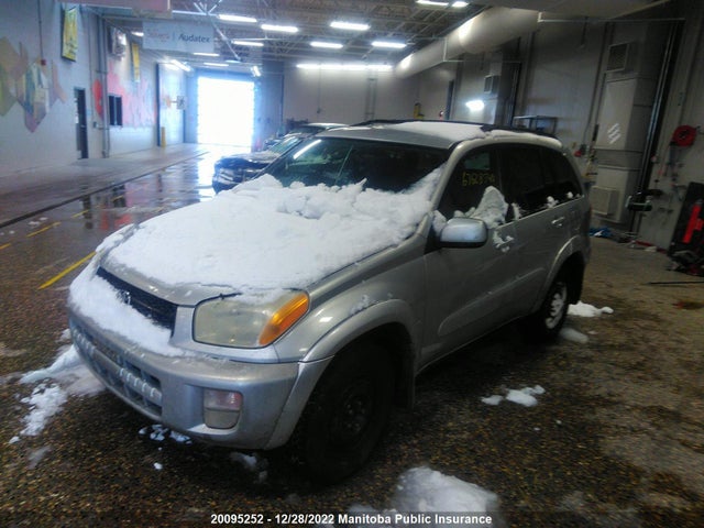 Toyota RAV4 2001 JTEHH20VX10033944 Image 2